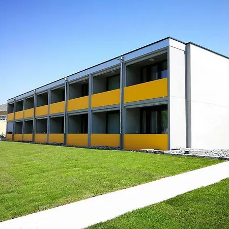 Hinterforst Sleeps 4 Wifi T750744 *